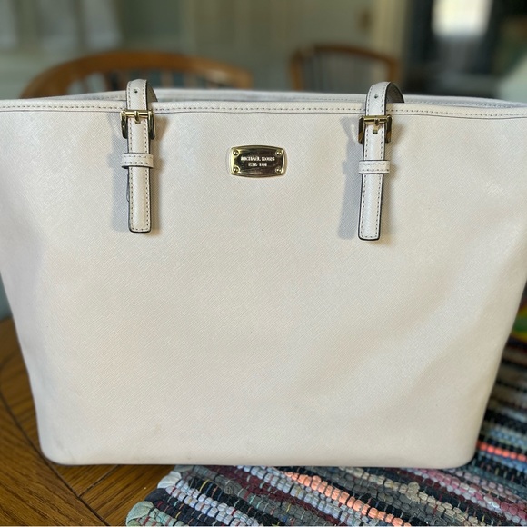 Michael Kors tote - Picture 1 of 6